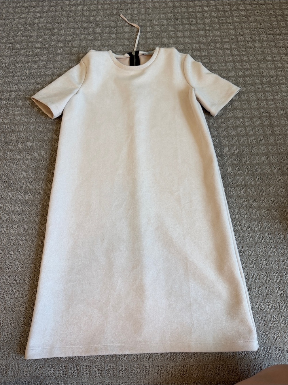 Zara Light Pink Short-Sleeve Midi Shift Dress - Minimalist Silhouette